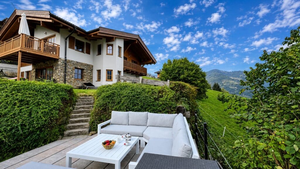 View from the louge terrace to Chalet an der Piste